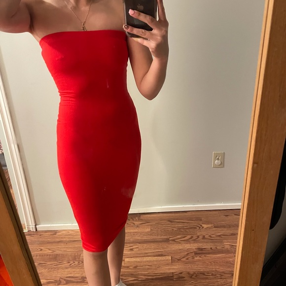 Fashion Nova dress - Picture 2 of 3